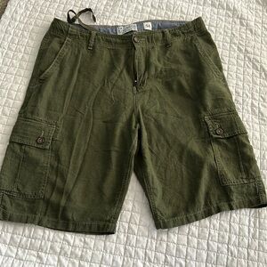 Mens Lucky cargo shorts